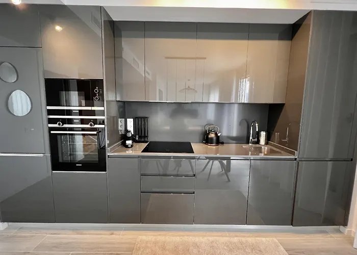 42 - Penthouse A Cancelada Appartamento Estepona