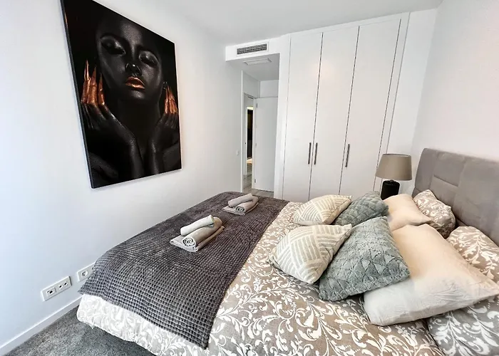 42 - Penthouse A Cancelada * Estepona